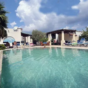 *** Hotel Aura Italia